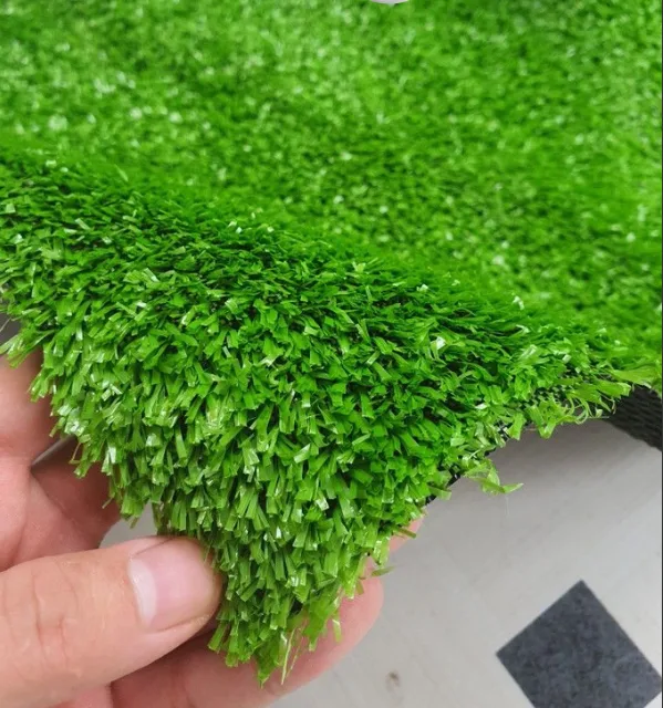 CÁCH THI CÔNG CỎ NHÂN TẠO SÂN VƯỜN ĐƠN GIẢN